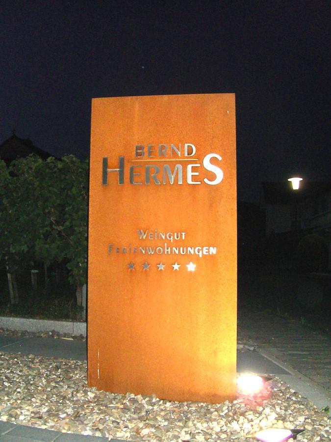 Weingut Bernd Hermes Krov Bagian luar foto